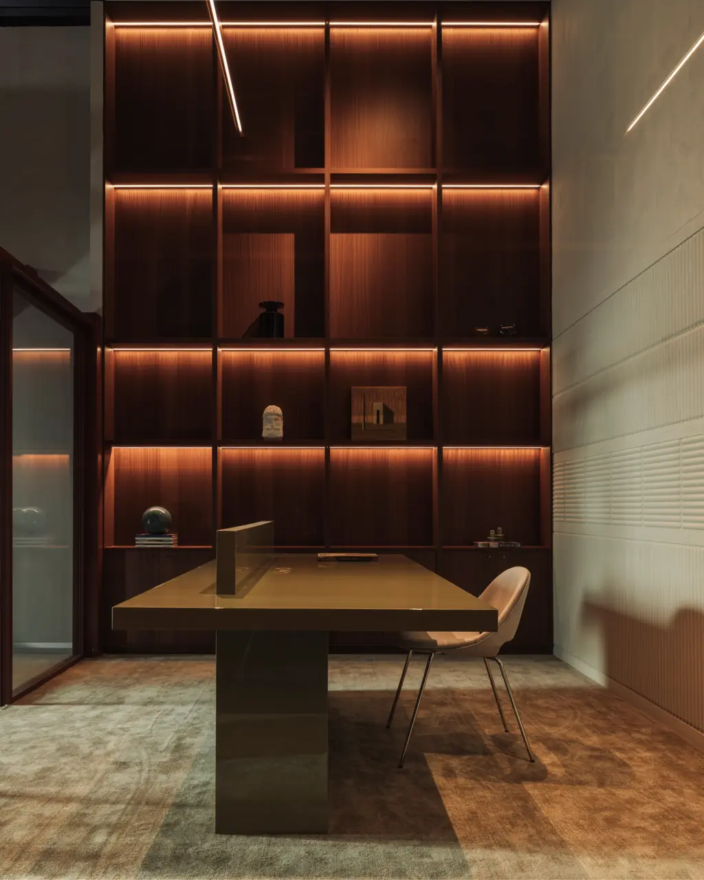 BURO7
